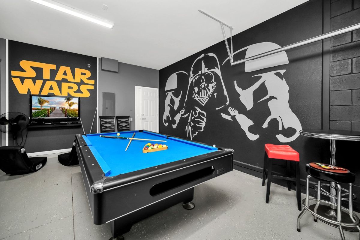 Star Wars themed game room