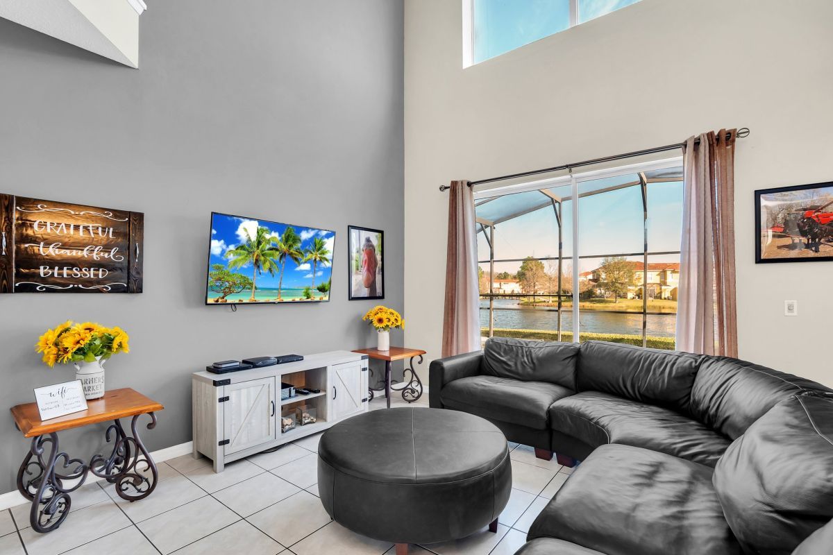 Orlando vacation rental home living room