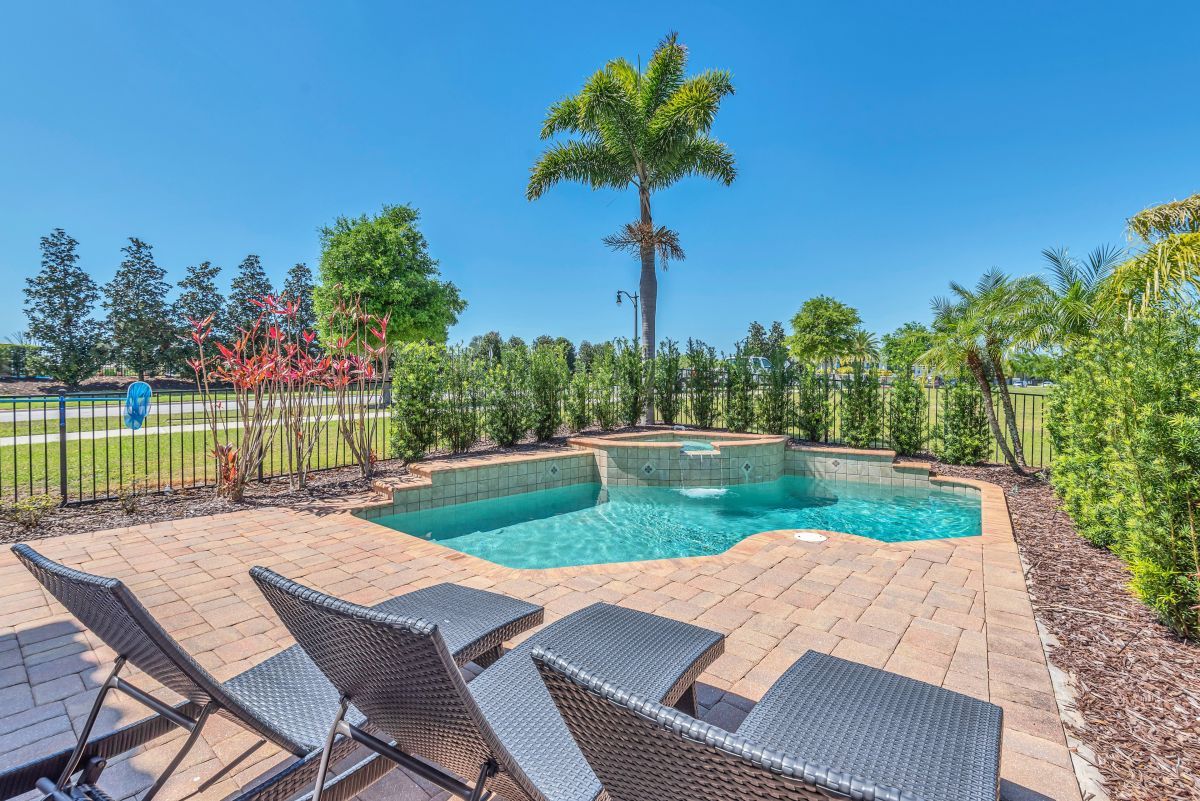 Pool and patio of Orlando vacation rental