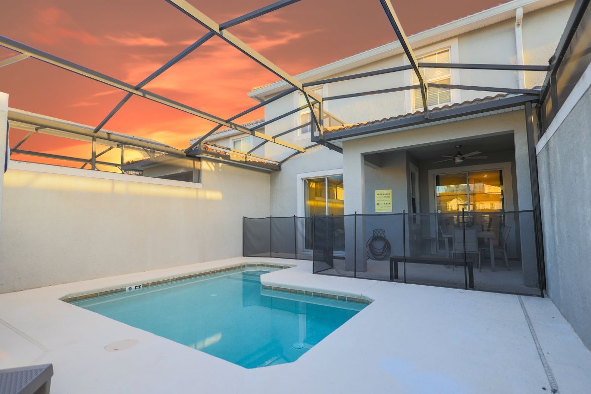 Private pool
